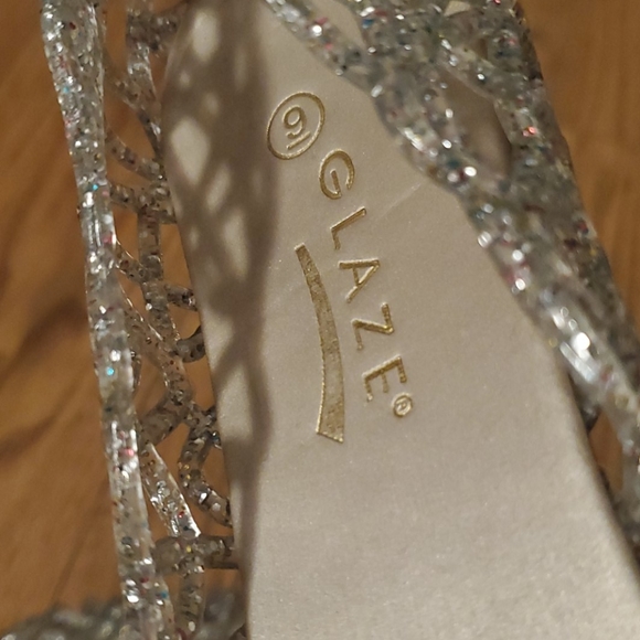 Fun glitter flats, worn once - Picture 4 of 4